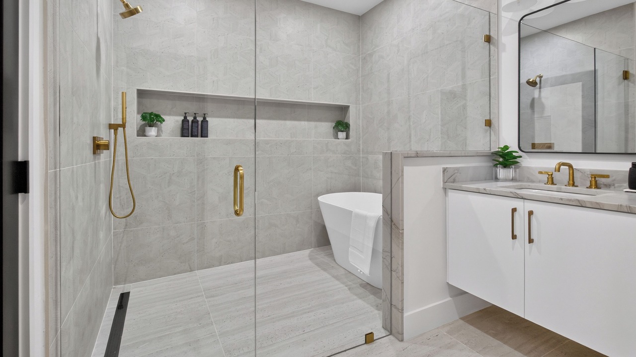 Photo of Bathroom in East Side