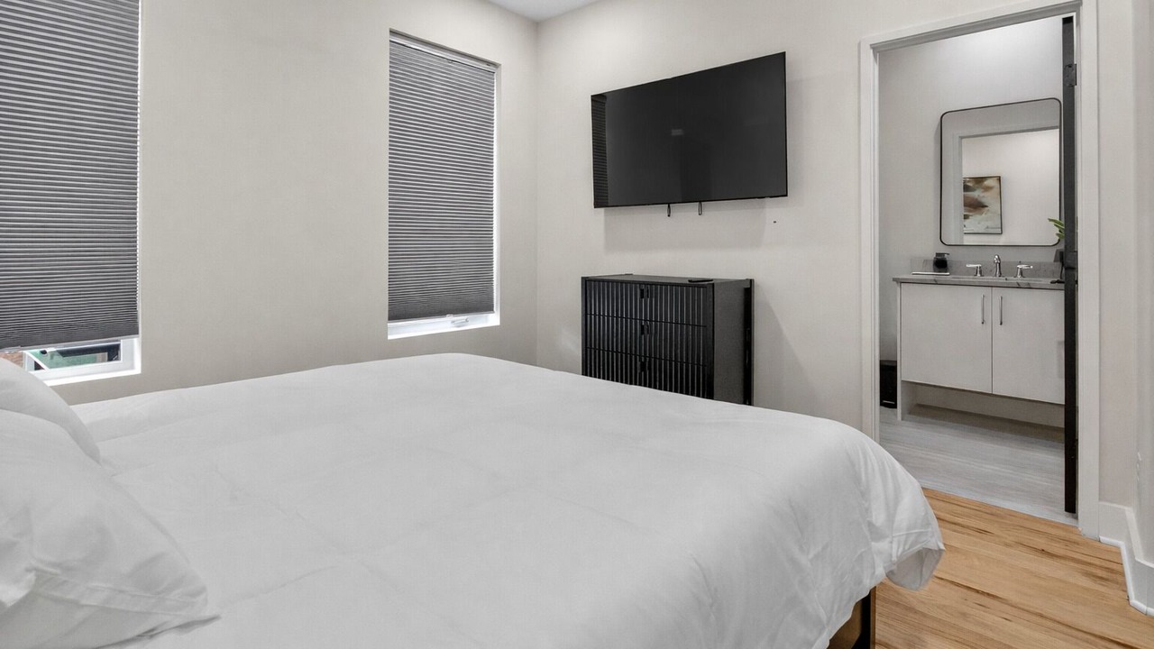 Photo of Bedroom in East Side