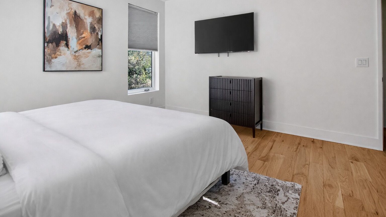 Photo of Bedroom in East Side