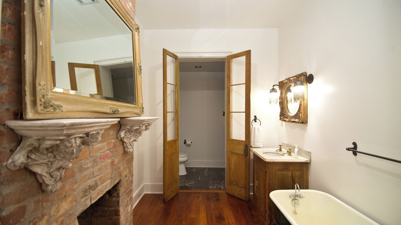 Photo of Bathroom in Treme