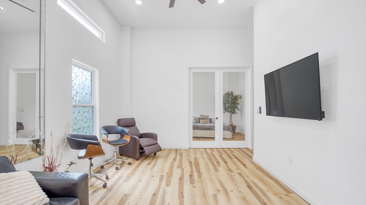 Photo of Bedroom in East Lake