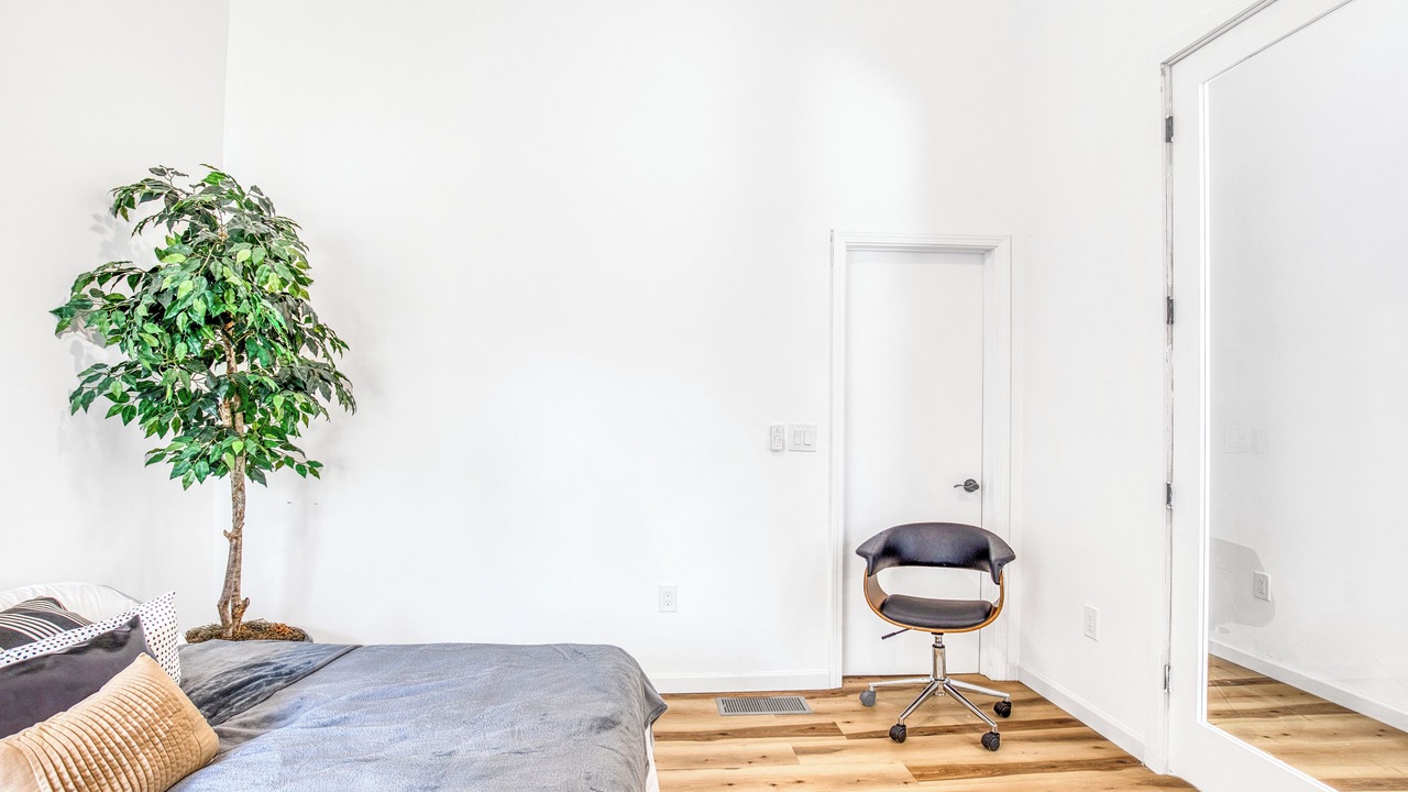 Photo of Bedroom in East Lake