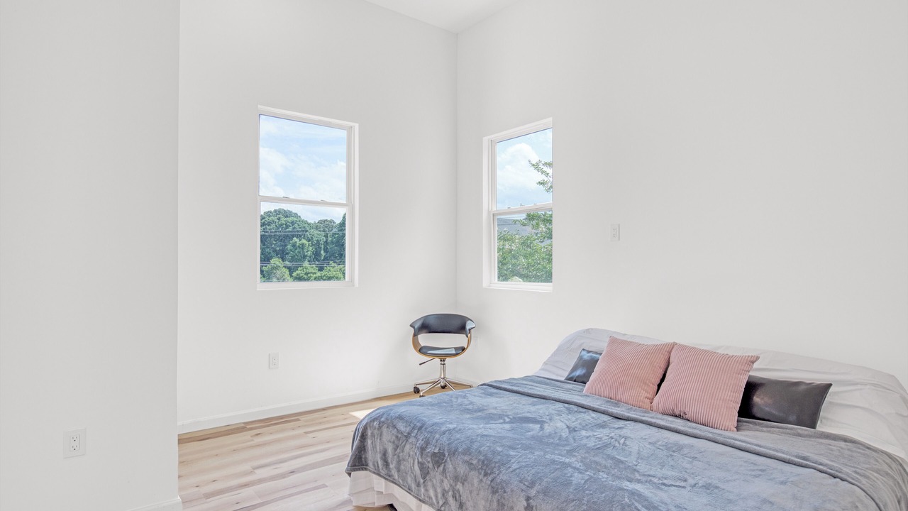 Photo of Bedroom in East Lake