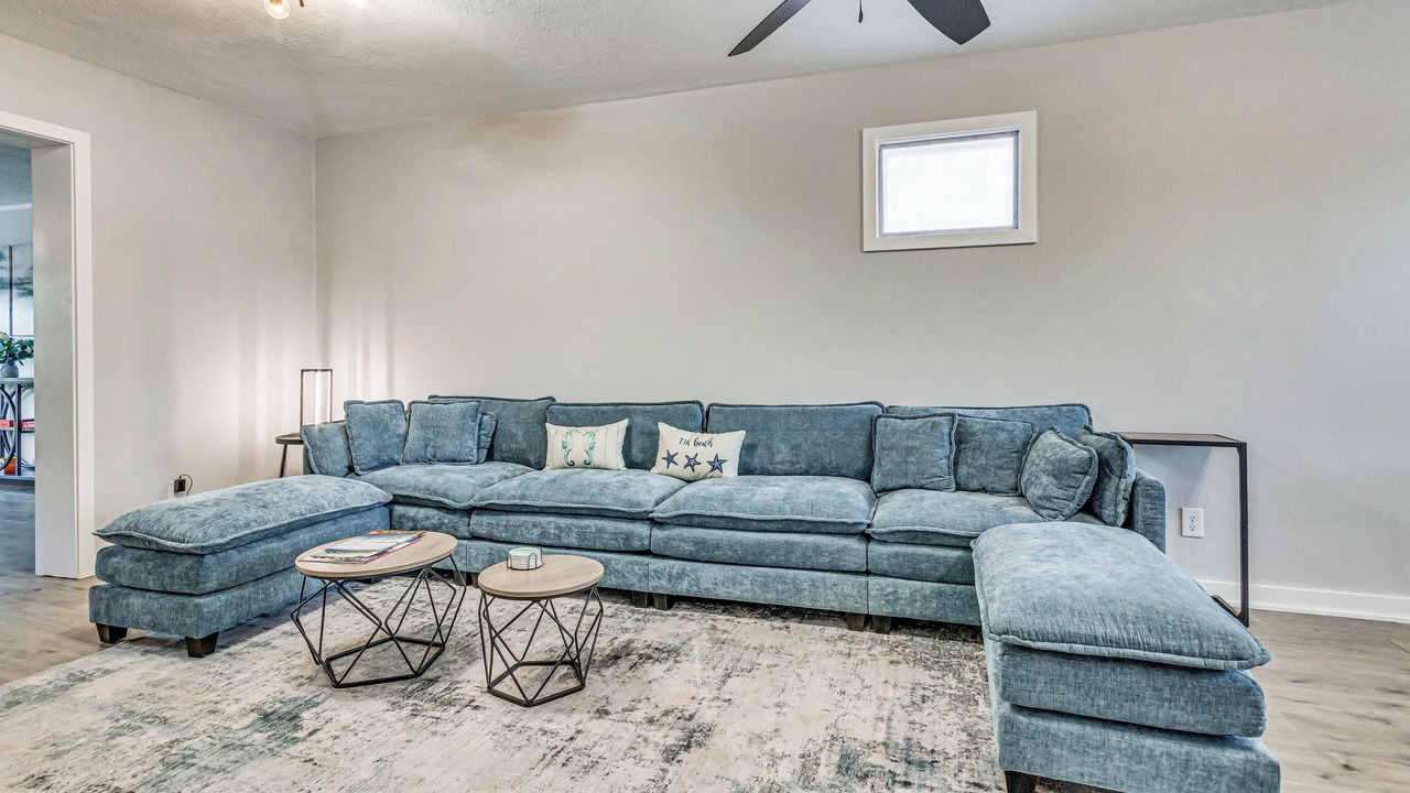 Photo of Livingroom in Navy Point