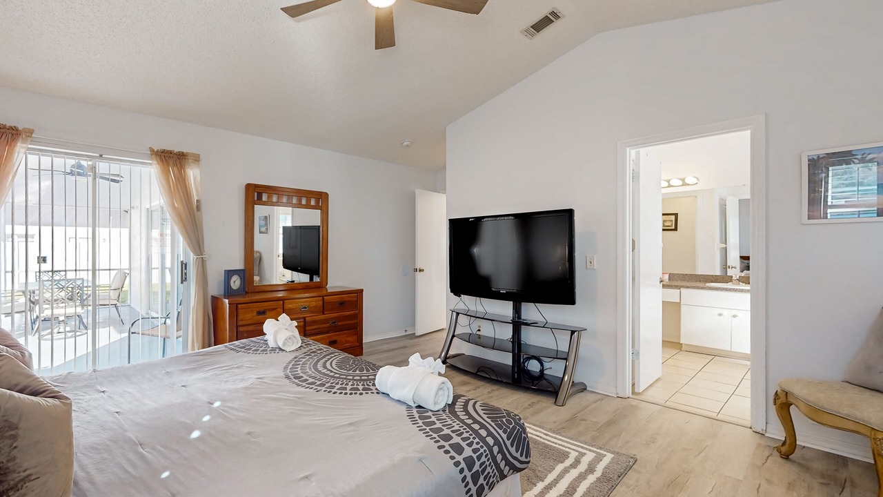 Photo of Bedroom in Loma Vista