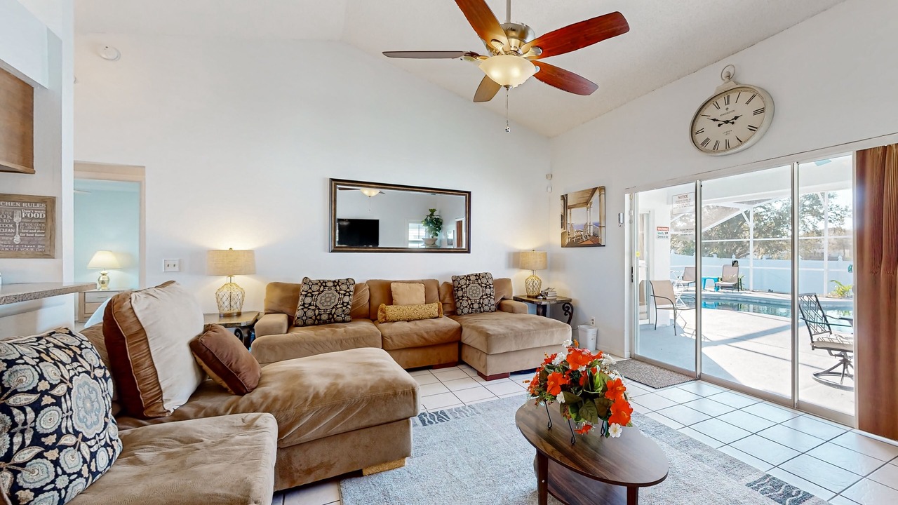 Photo of Livingroom in Loma Vista