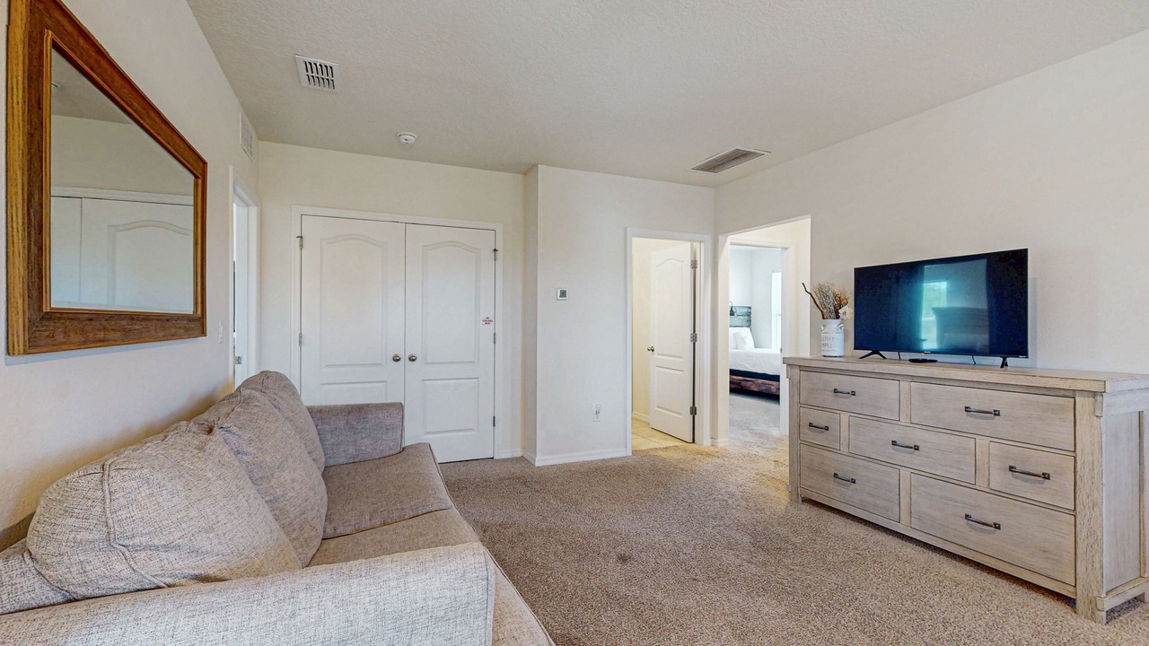 Photo of Livingroom in Loughman