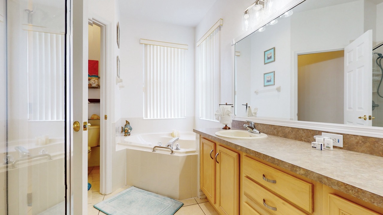 Photo of Bathroom in Haines City