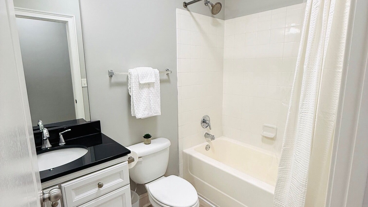 Photo of Bathroom in Tuscaloosa