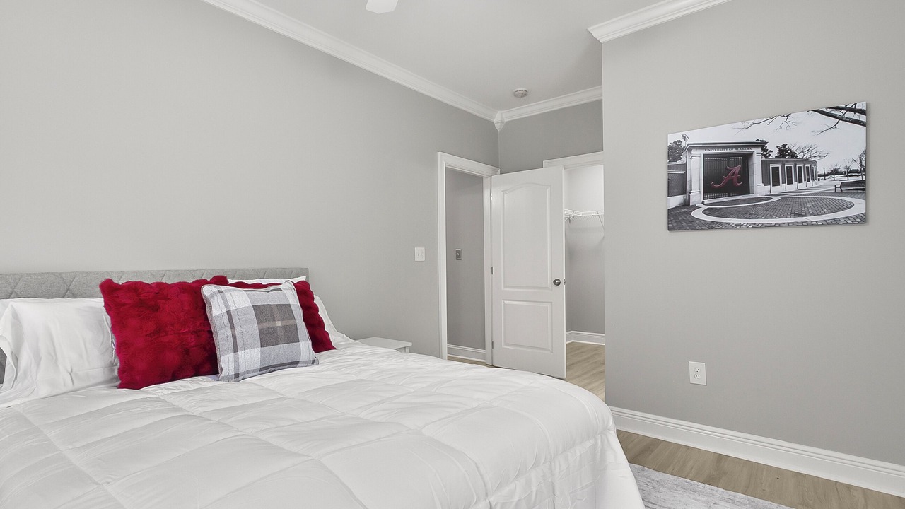 Photo of Bedroom in Tuscaloosa