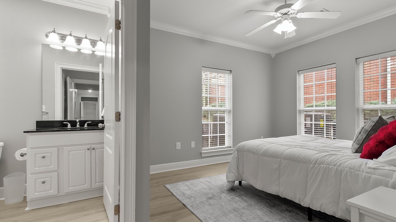 Photo of Bedroom in Tuscaloosa