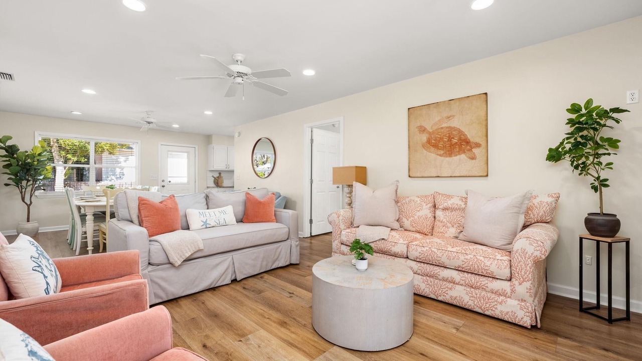 Photo of Livingroom in Bid-a-wee Beach