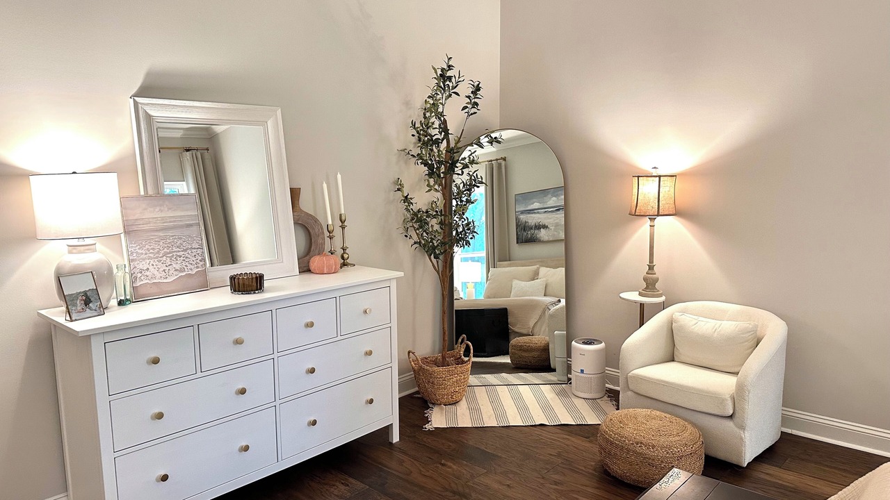 Photo of Livingroom in Amelia City