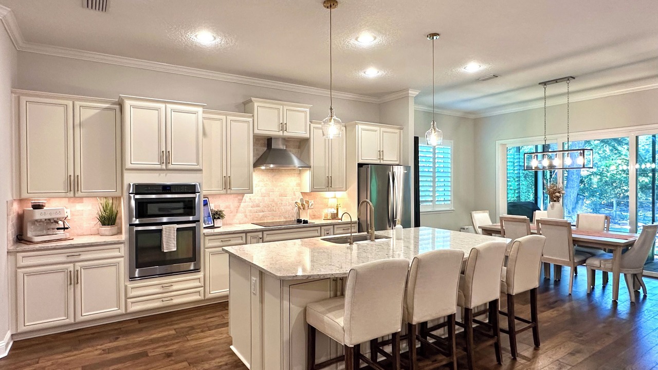 Photo of Kitchen in Amelia City