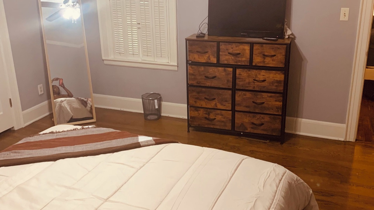 Photo of Bedroom in Albany
