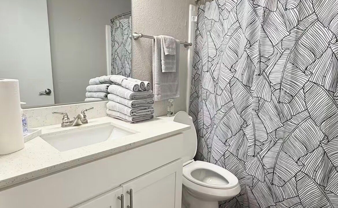 Photo of Bathroom in Kirkman South