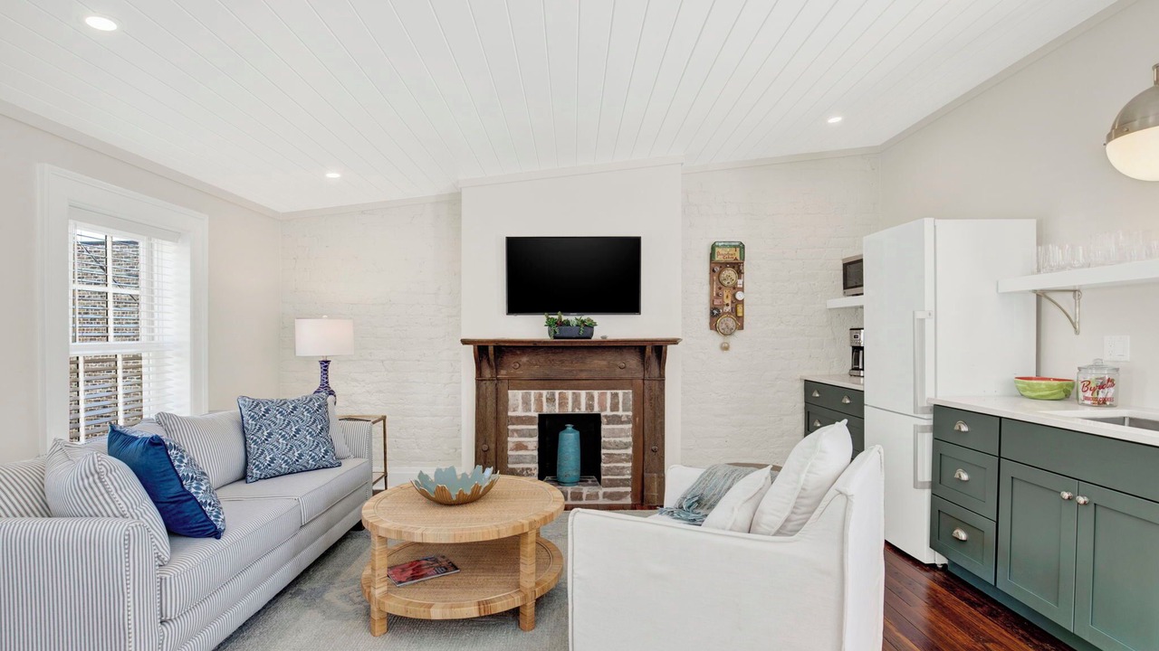 Photo of Livingroom in Historic Downtown Savannah
