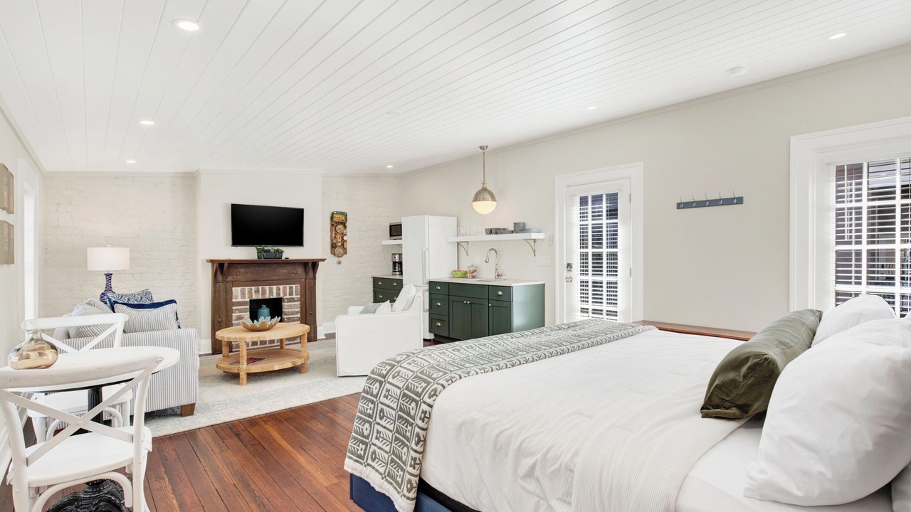 Photo of Bedroom in Historic Downtown Savannah