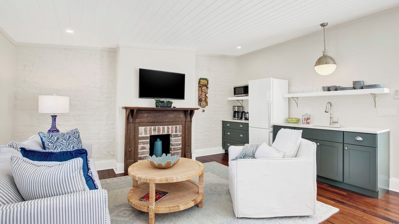 Photo of Livingroom in Historic Downtown Savannah