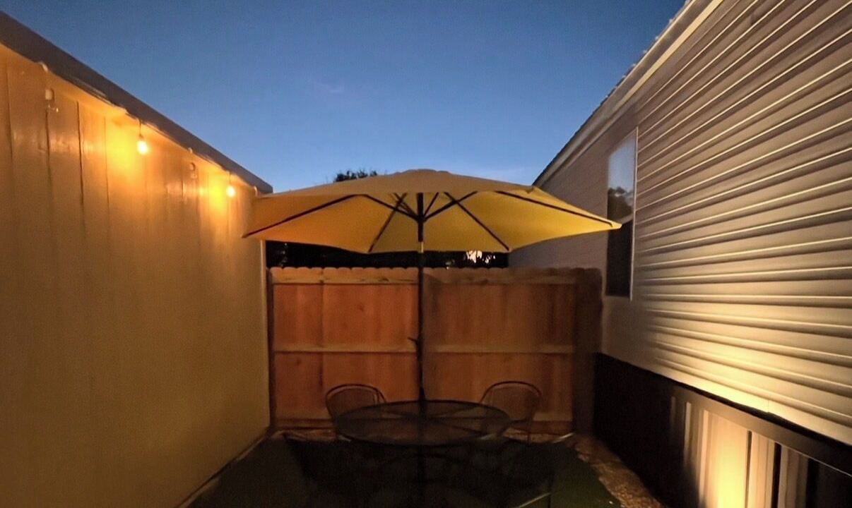 Photo of Outdoor in Elberta