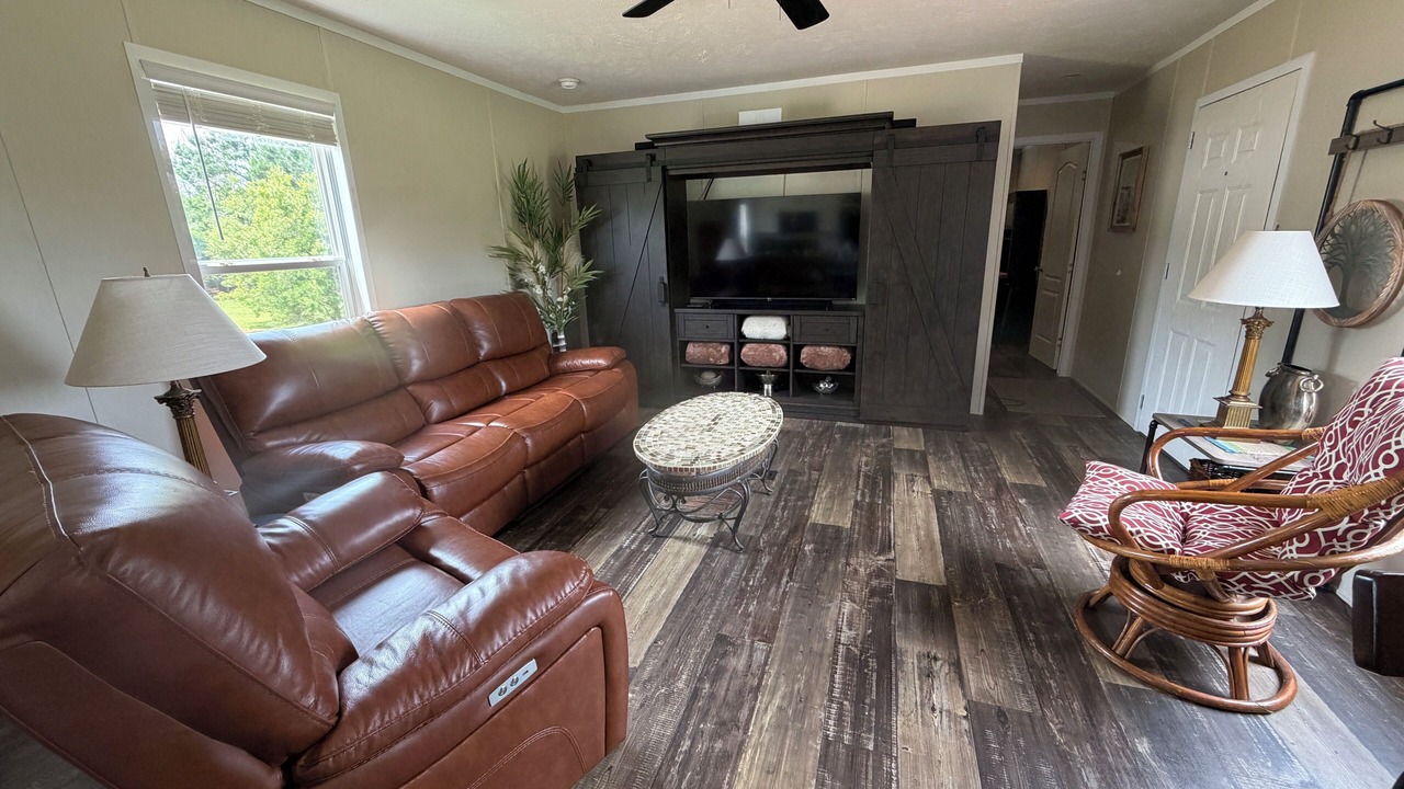 Photo of Livingroom in Elberta