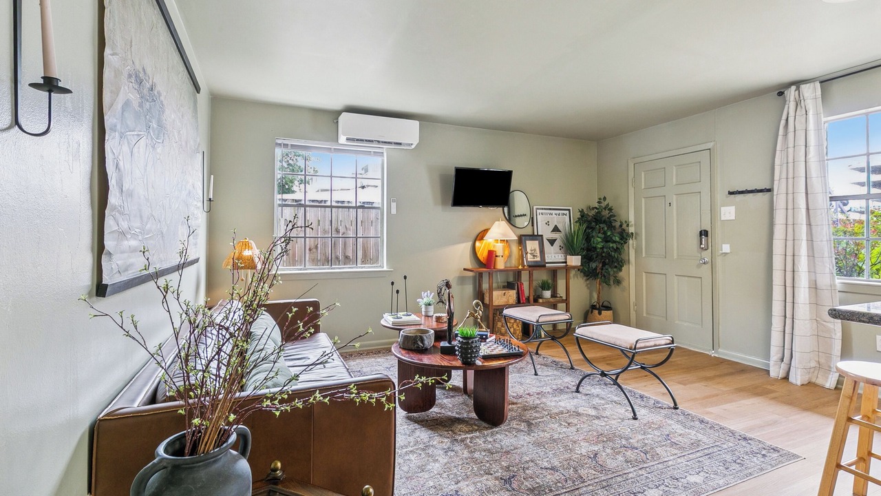 Photo of Livingroom in Bywater