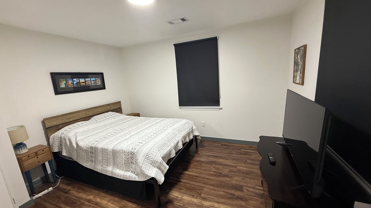 Photo of Bedroom in Troy