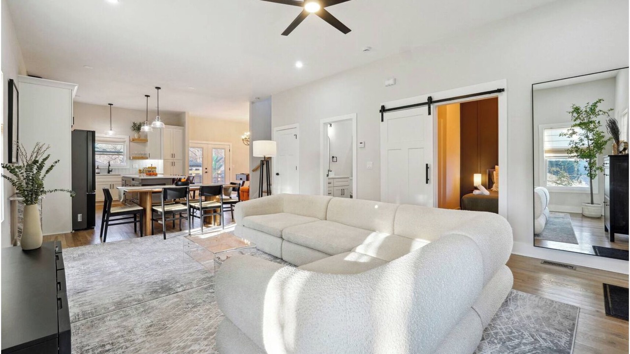 Photo of Livingroom in Atlanta