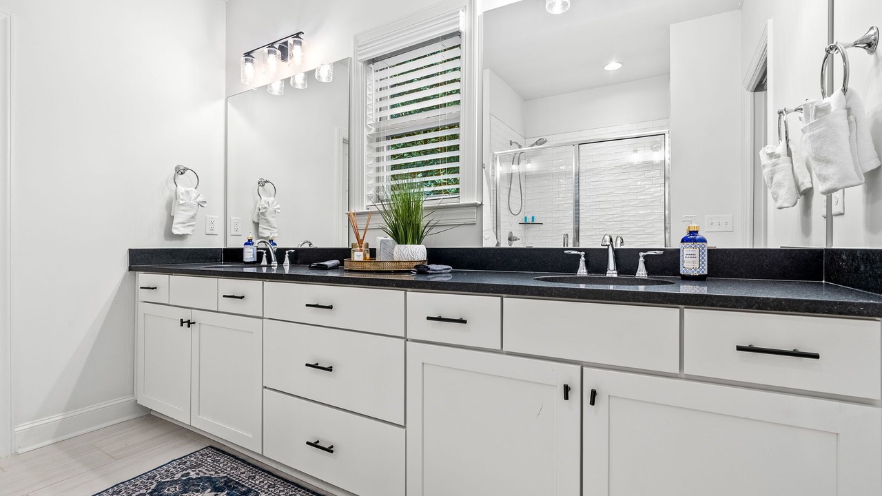 Photo of Bathroom in Auburn