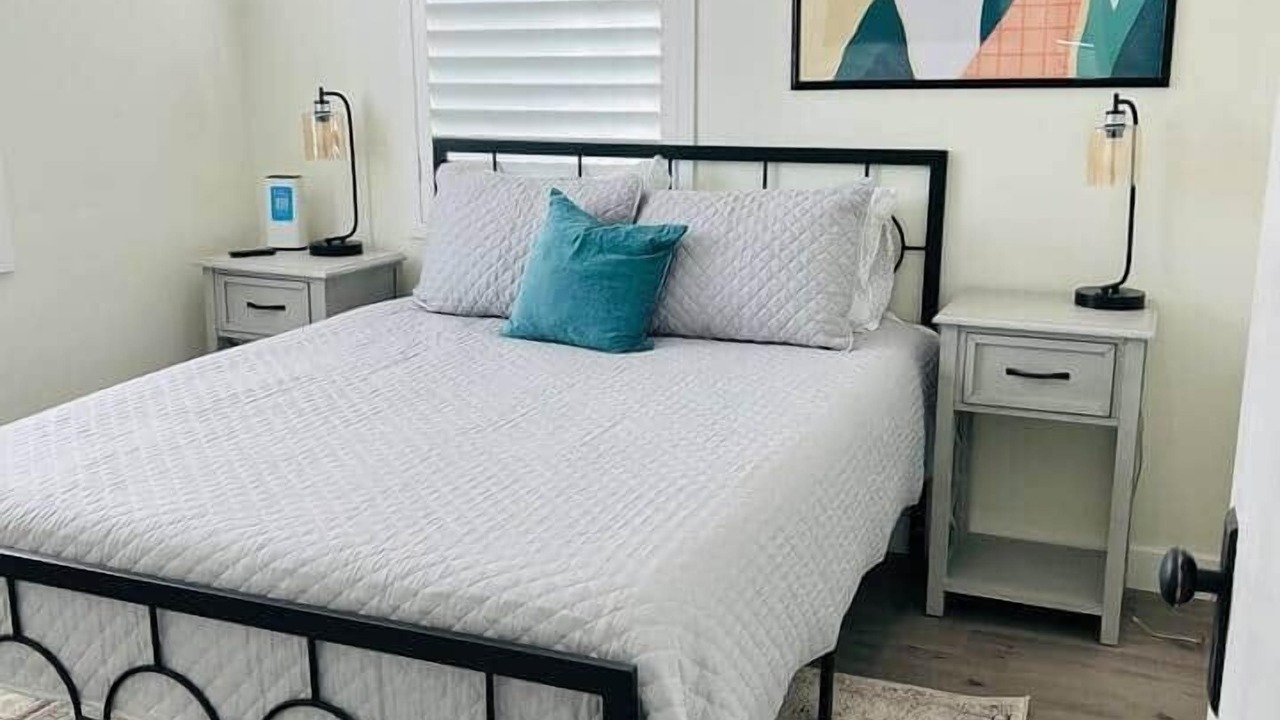 Photo of Bedroom in Avondale
