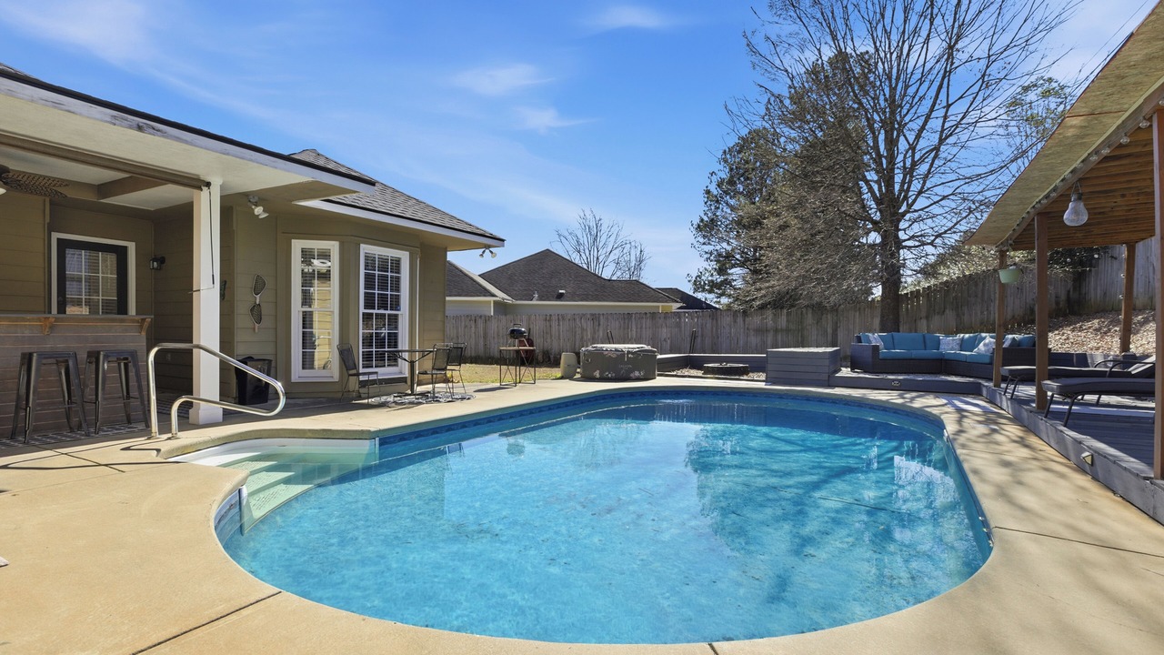 Photo of Outdoor in Fortson
