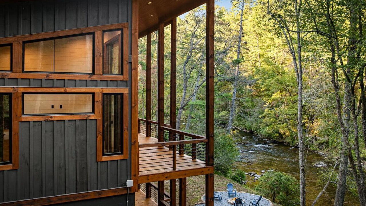 Photo of Patio Balcony in Ellijay