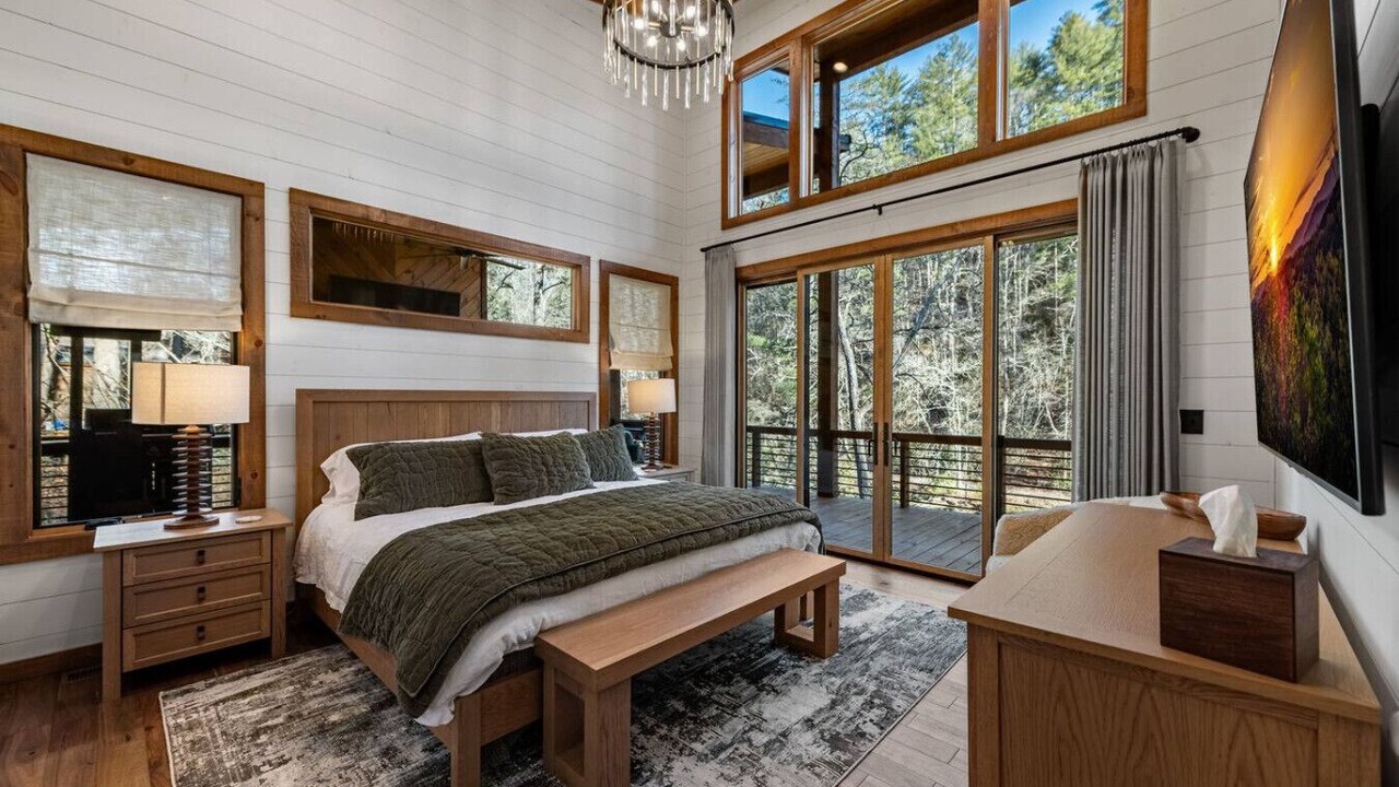 Photo of Bedroom in Ellijay