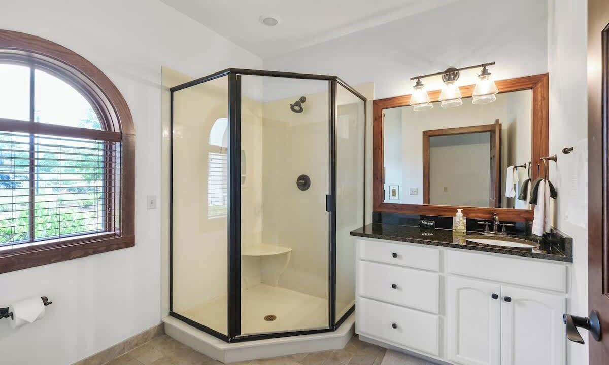 Photo of Bathroom in Lake Oconee