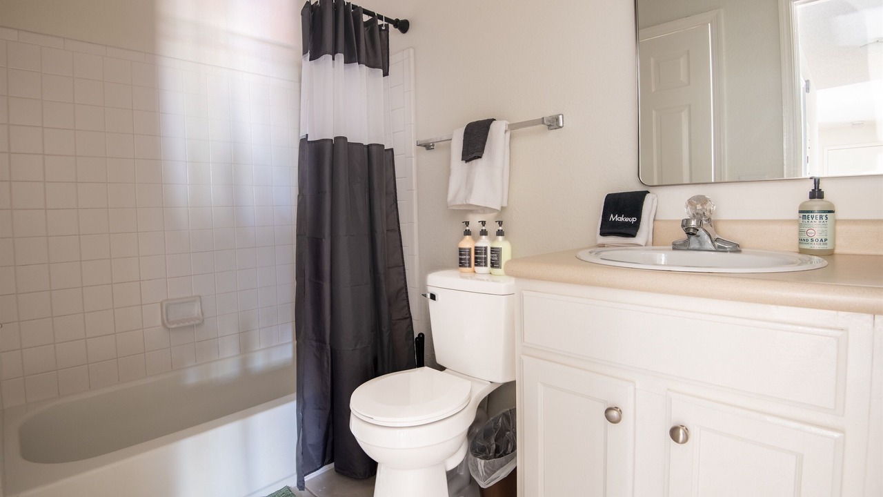 Photo of Bathroom in Meadowbrook