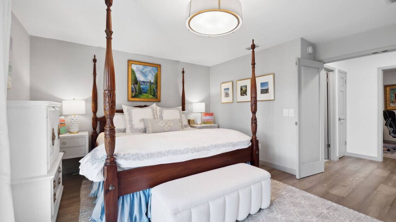 Photo of Bedroom in Palm Valley