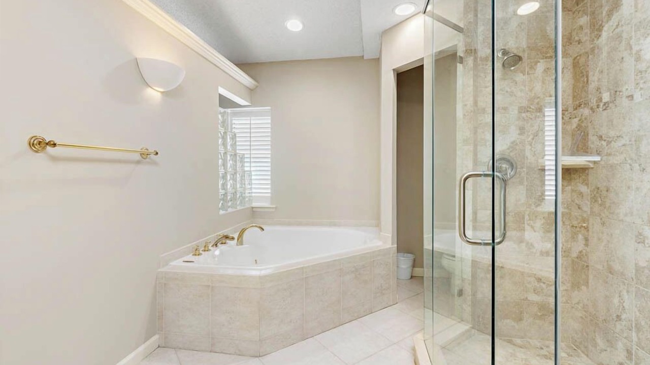 Photo of Bathroom in Jacksonville Beach