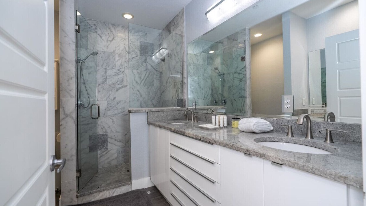 Photo of Bathroom in East Central Park
