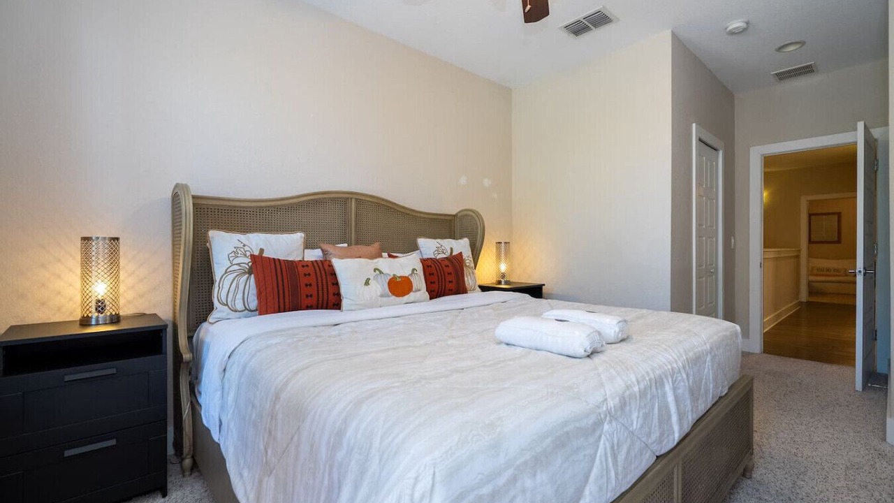 Photo of Bedroom in East Central Park