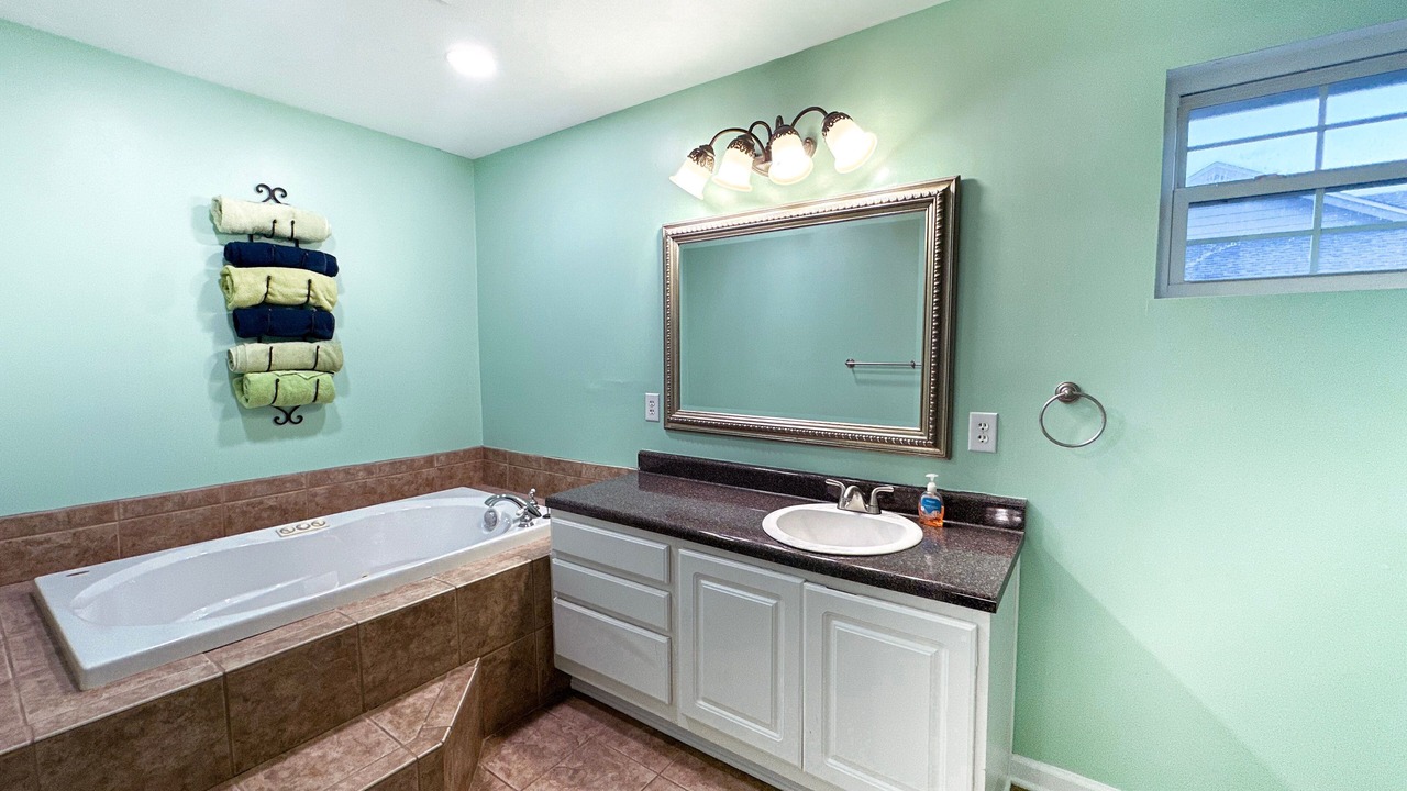 Photo of Bathroom in Grande Lagoon Lakes