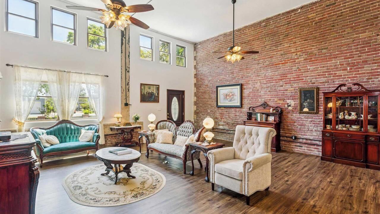 Photo of Livingroom in Warrington