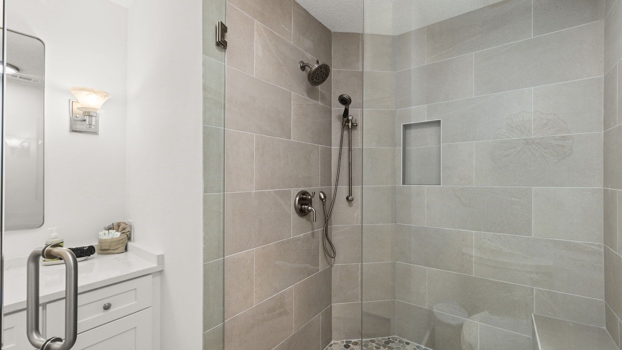 Photo of Bathroom in Tang-O-Mar