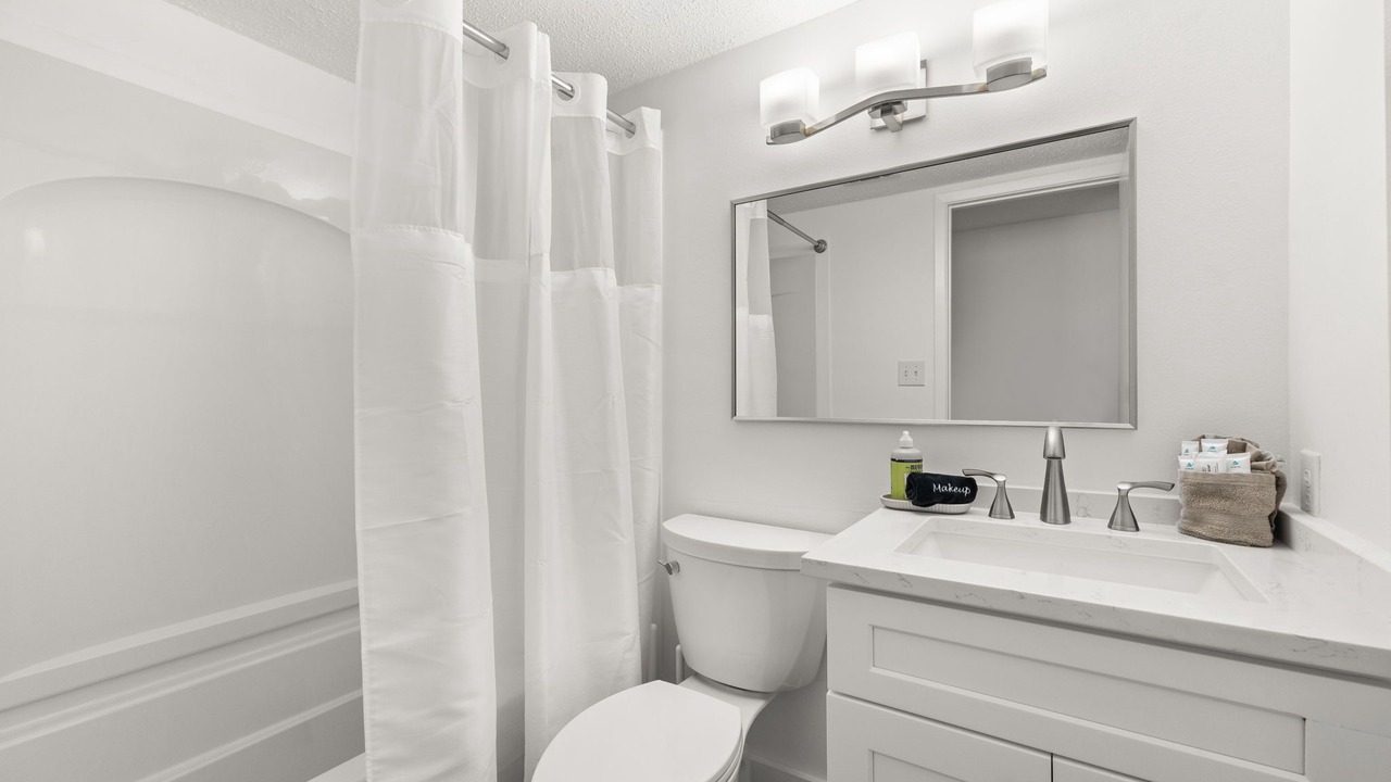 Photo of Bathroom in Tang-O-Mar