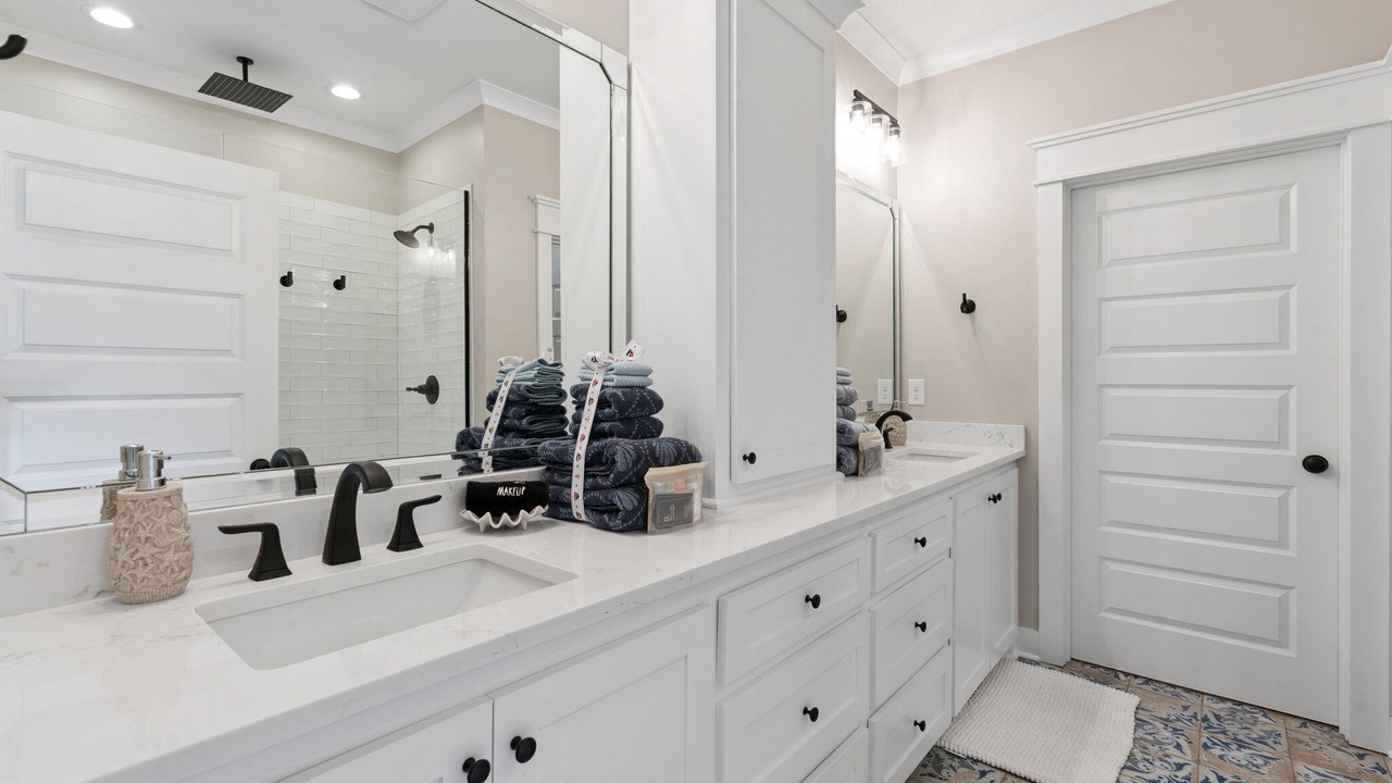 Photo of Bathroom in Shoreline Park