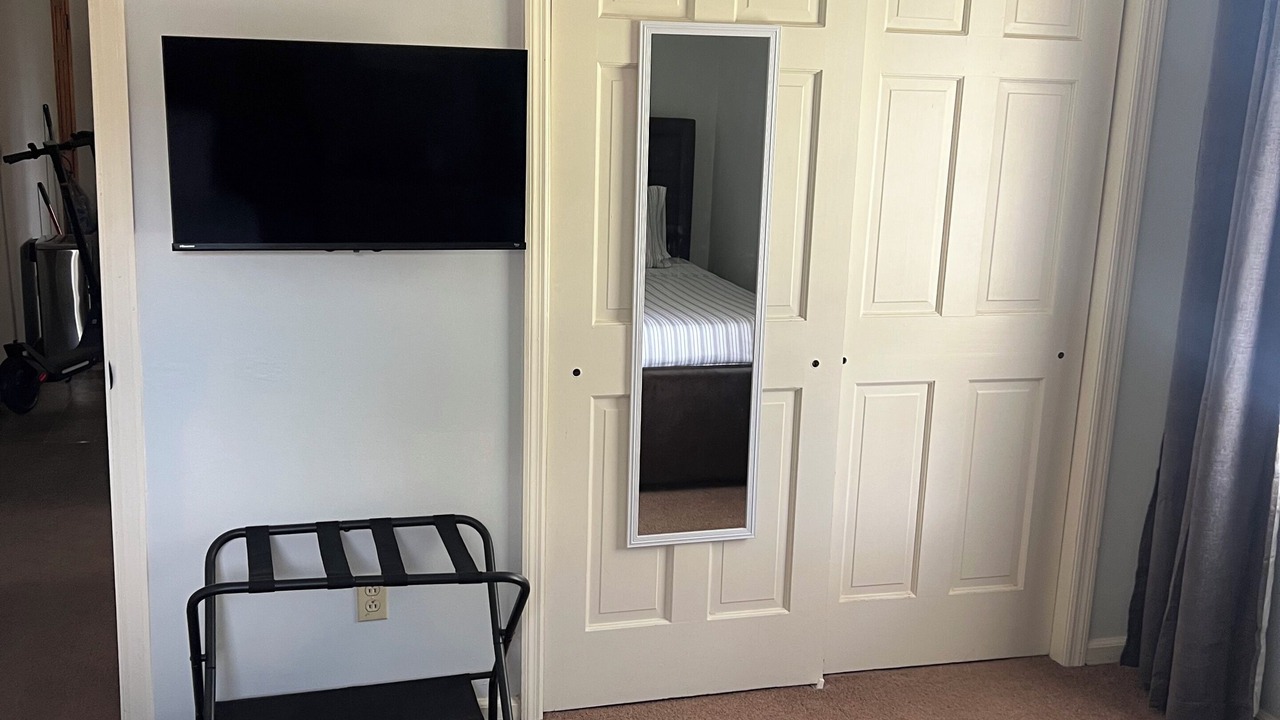Photo of Bedroom in Albany