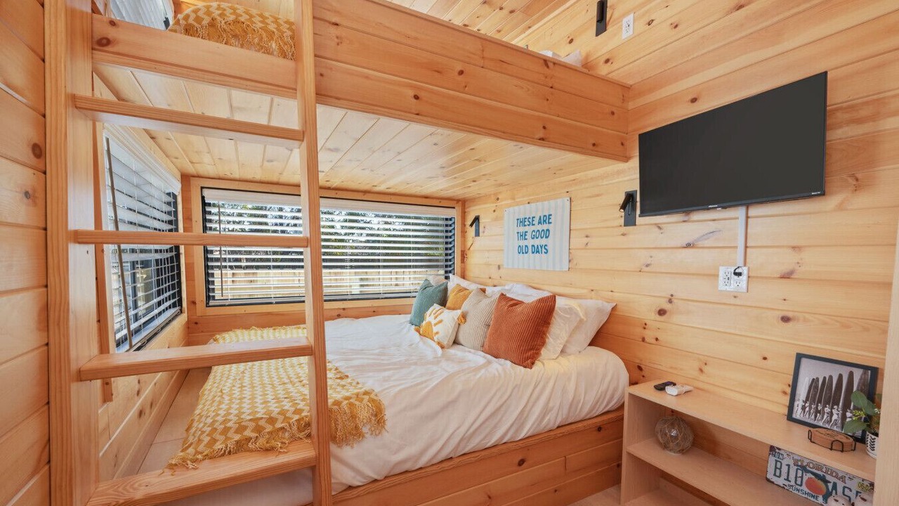 Photo of Bedroom in Mary Esther
