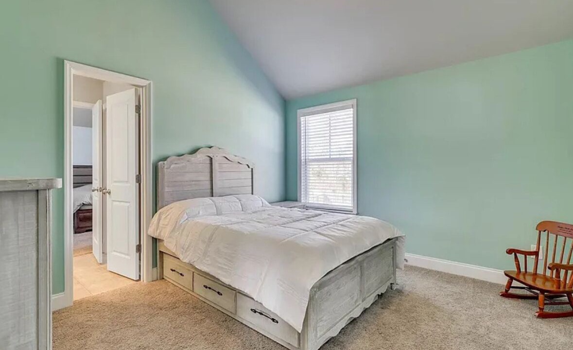 Photo of Bedroom in Grovetown
