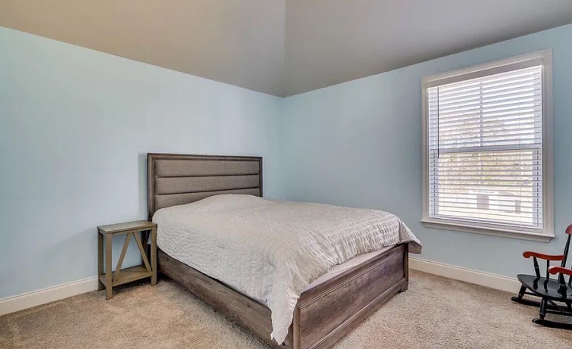 Photo of Bedroom in Grovetown