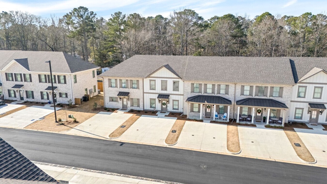 Photo of Outdoor in Auburn