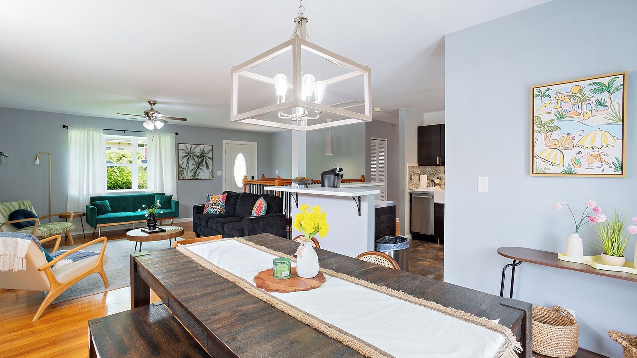 Photo of Livingroom in Tallahassee